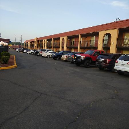 Days Inn By Wyndham Caddo Valley Arkadelphia Eksteriør bilde